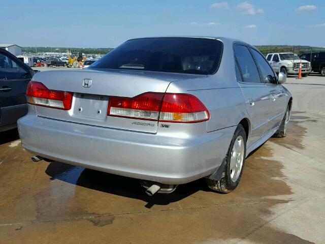 1HGCG16552A045337 - 2002 HONDA ACCORD EX SILVER photo 4