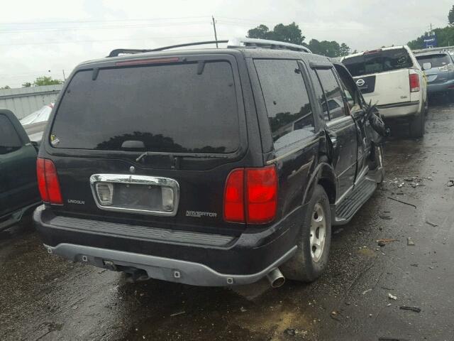 5LMRU27A3YLJ02191 - 2000 LINCOLN NAVIGATOR BLACK photo 4