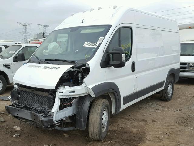 3C6TRVCG8JE112781 - 2018 RAM PROMASTER 白色 照片 2