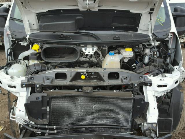 3C6TRVCG8JE112781 - 2018 RAM PROMASTER 白色 照片 7