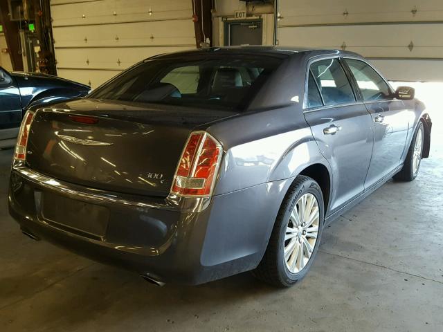 2C3CCAKG2EH194364 - 2014 CHRYSLER 300C GRAY photo 4