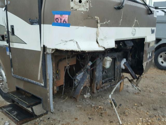 1RF120616R1010742 - 1994 ROADMASTER RAIL EXECUTIVE/ TWO TONE photo 9