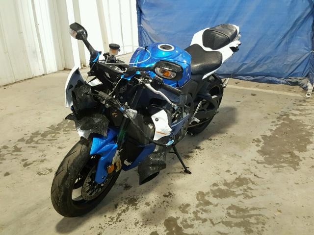 JS1GT78A4D2102790 - 2013 SUZUKI GSX-R1000 BLUE photo 2