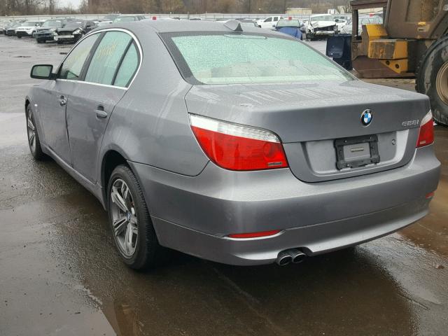 WBANV13529C155954 - 2009 BMW 528 XI GRAY photo 3