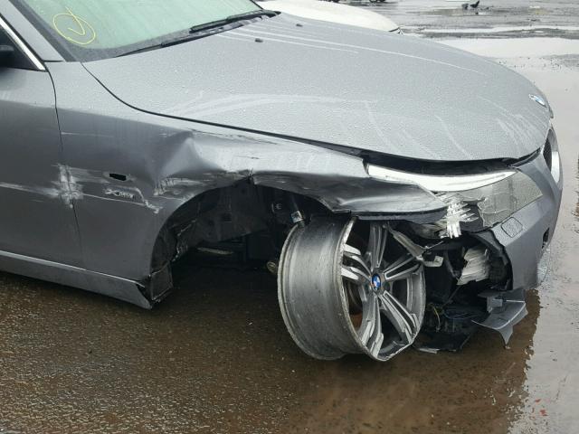 WBANV13529C155954 - 2009 BMW 528 XI GRAY photo 9