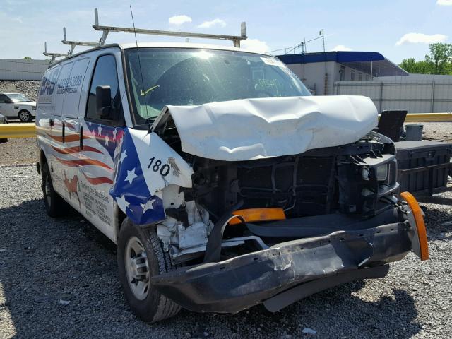 1GCWGFBA2E1130992 - 2014 CHEVROLET EXPRESS G2 WHITE photo 1