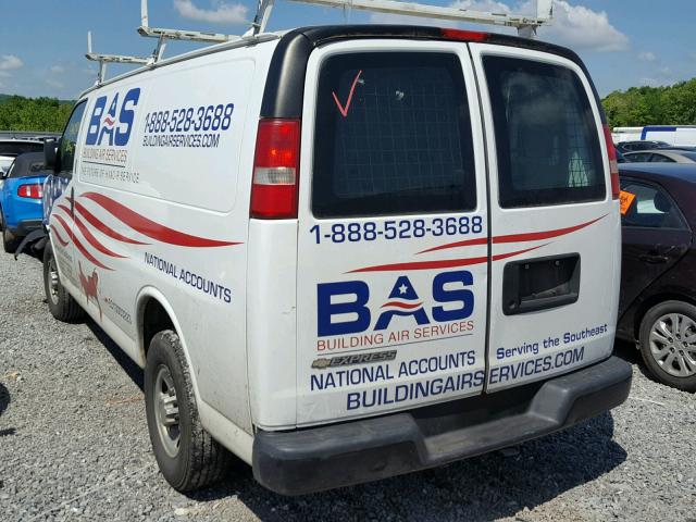 1GCWGFBA2E1130992 - 2014 CHEVROLET EXPRESS G2 WHITE photo 3