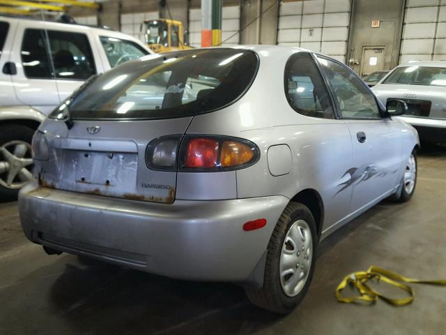 KLATA22651B658840 - 2001 DAEWOO LANOS S Plata foto 4