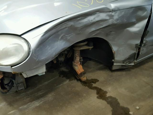 KLATA22651B658840 - 2001 DAEWOO LANOS S Plata foto 9