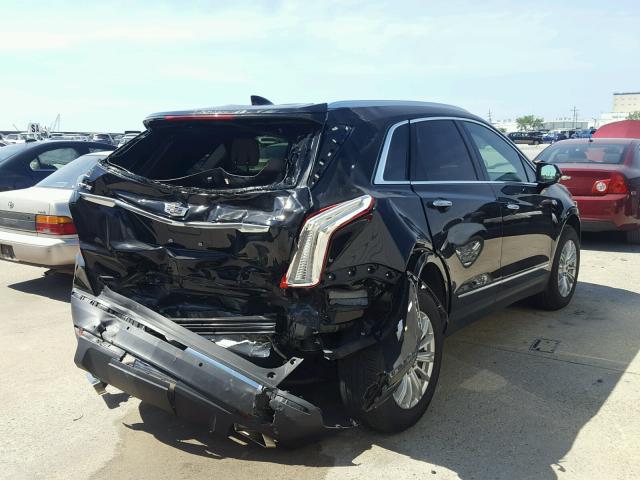 1GYKNARS3HZ200599 - 2017 CADILLAC XT5 BLACK photo 4