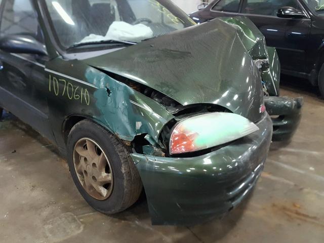 2C1MR522XX6700982 - 1999 CHEVROLET METRO LSI GREEN photo 10