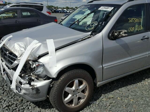 4JGAB75E72A325054 - 2002 MERCEDES-BENZ ML 500 GRAY photo 9