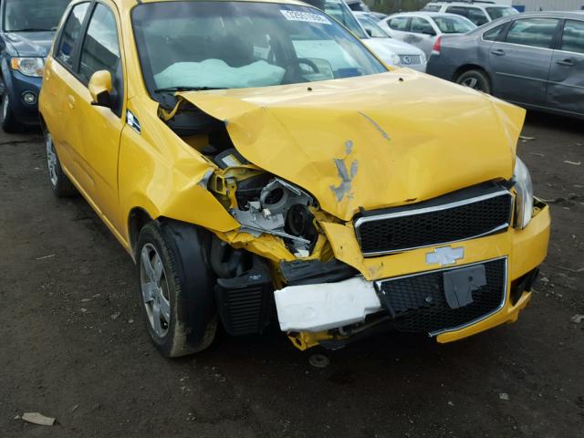 KL1TD6DE6BB124301 - 2011 CHEVROLET AVEO LS YELLOW photo 9