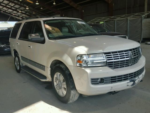 5LMFU27597LJ00210 - 2007 LINCOLN NAVIGATOR 白色 照片 1