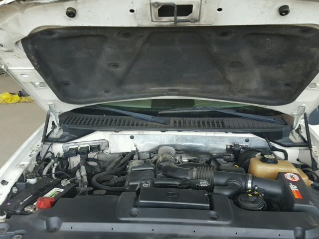 5LMFU27597LJ00210 - 2007 LINCOLN NAVIGATOR 白色 照片 7