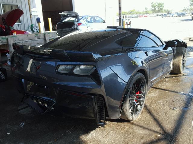 1G1YU2D66H5605360 - 2017 CHEVROLET CORVETTE Z GRAY photo 4