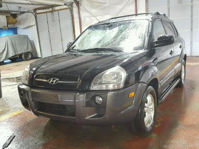 KM8JN72D08U876842 - 2008 HYUNDAI TUCSON SE BLACK photo 2