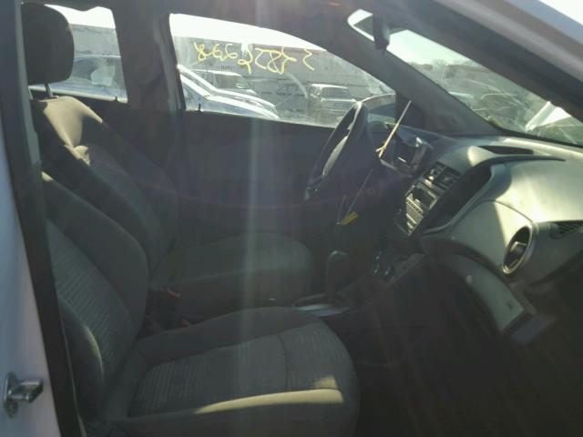 1G1JA6SH3G4172803 - 2016 CHEVROLET SONIC LS 白色 照片 5