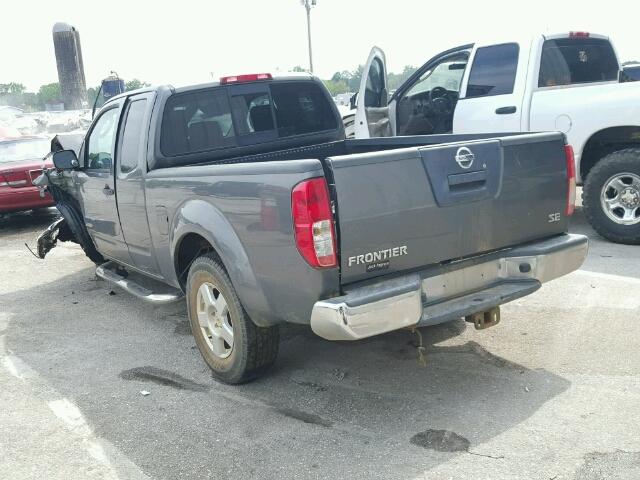 1N6AD06U58C439110 - 2008 NISSAN FRONTIER K GRAY photo 3