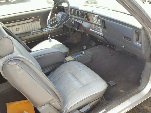 1C3BC55E8FG313125 - 1985 CHRYSLER LEBARON SILVER photo 5