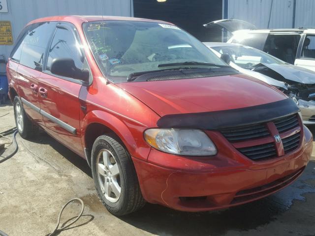 1D4GP45R95B256578 - 2005 DODGE CARAVAN SX RED photo 1