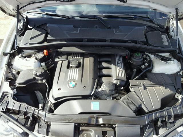 WBAUP73518VF06626 - 2008 BMW 128 I WHITE photo 7