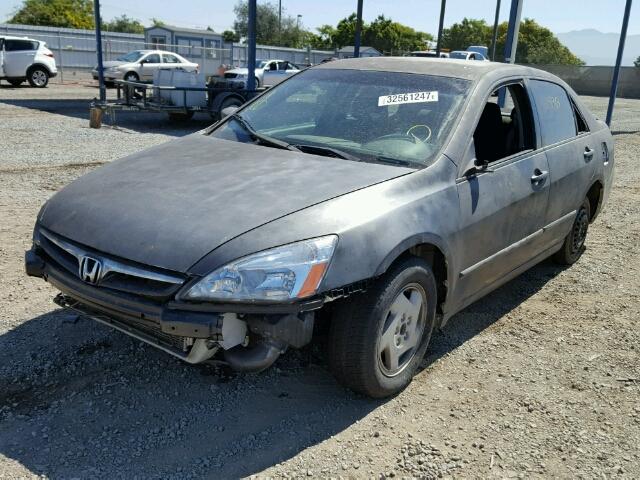 1HGCM66447A007666 - 2007 HONDA ACCORD SE GRAY photo 2