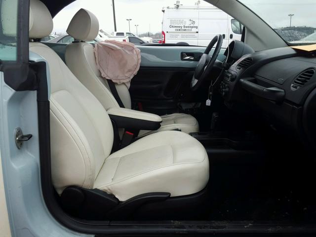 3VWRG3AL0AM009743 - 2010 VOLKSWAGEN NEW BEETLE Mavi foto 5