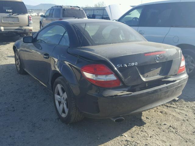 WDBWK54F86F102148 - 2006 MERCEDES-BENZ SLK 280 BLACK photo 3