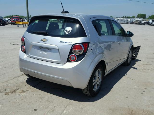 1G1JC6SG7F4203079 - 2015 CHEVROLET SONIC LT SILVER photo 4