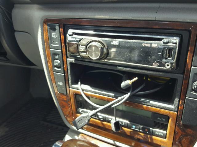 WVWJH63B41E031737 - 2001 VOLKSWAGEN PASSAT GLX 银色 照片 9