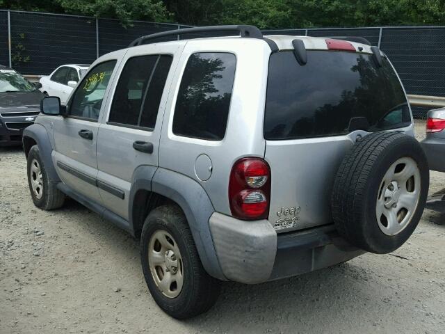 1J4GL48K76W272502 - 2006 JEEP LIBERTY SILVER photo 3