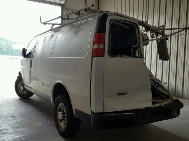 1GCWGFCAXD1121549 - 2013 CHEVROLET EXPRESS G2 WHITE photo 3