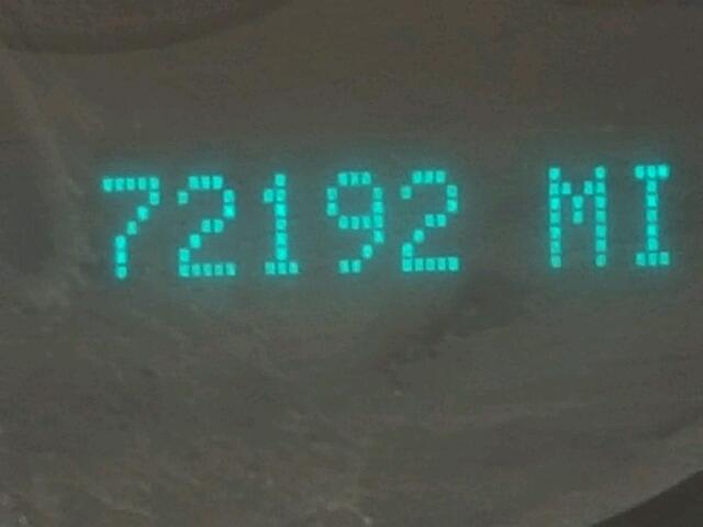 1G1ZB5EB7AF302434 - 2010 CHEVROLET MALIBU LS GOLD photo 8