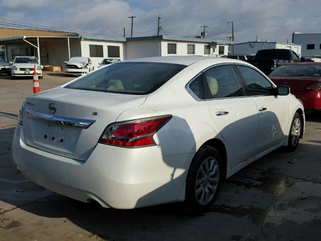 1N4AL3AP4FN868397 - 2015 NISSAN ALTIMA 2.5 WHITE photo 4