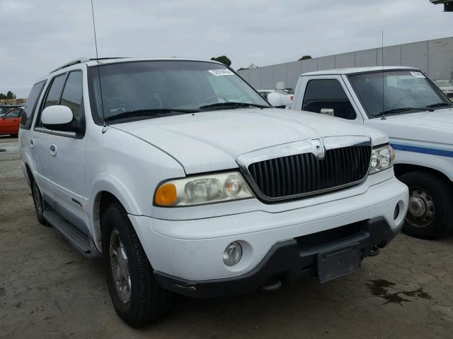 5LMPU28L6XLJ14941 - 1999 LINCOLN NAVIGATOR 白色 照片 1