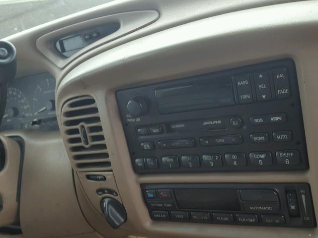 5LMPU28L6XLJ14941 - 1999 LINCOLN NAVIGATOR 白色 照片 9