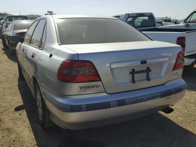 YV1VS2554YF514954 - 2000 VOLVO S40 SILVER photo 3