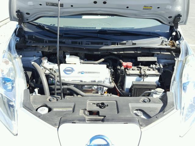 JN1AZ0CP4BT006908 - 2011 NISSAN LEAF SV SILVER photo 7