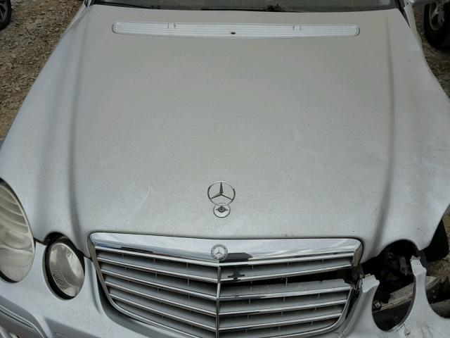 WDBUF87X77X220737 - 2007 MERCEDES-BENZ E 350 4MAT SILVER photo 7