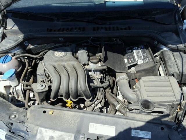 3VW2K7AJXFM212023 - 2015 VOLKSWAGEN JETTA BASE 灰色 照片 7