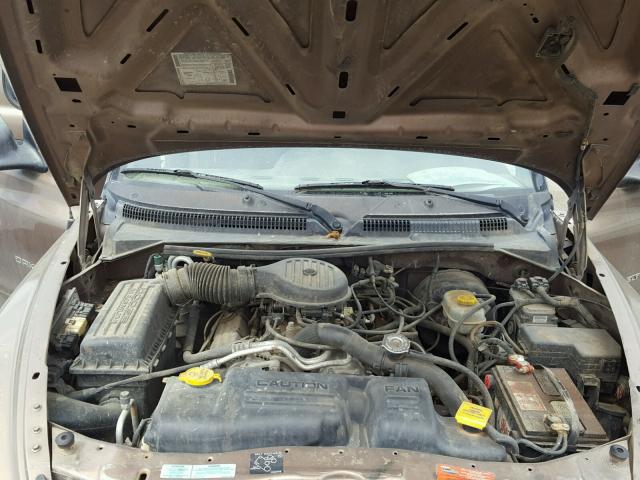 1B7GL2AZ3YS789744 - 2000 DODGE DAKOTA QUA BROWN photo 7