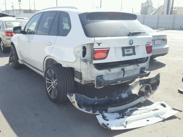 5UXZV8C55CL423169 - 2012 BMW X5 XDRIVE5 WHITE photo 3
