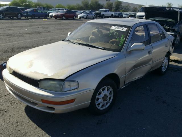 JT2SK13EXP0185709 - 1993 TOYOTA CAMRY XLE GOLD photo 2