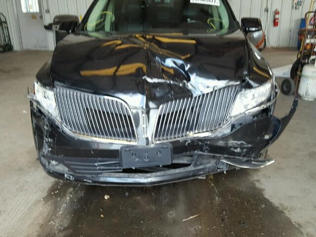 2LMHJ5FK7DBL50817 - 2013 LINCOLN MKT FWD BLACK photo 9