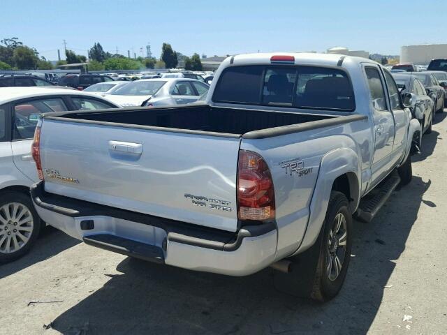 5TEKU72NX6Z273292 - 2006 TOYOTA TACOMA DOU SILVER photo 4