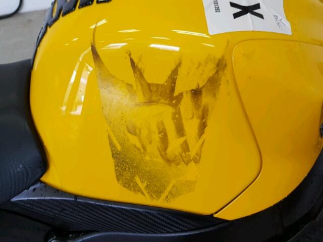 JS1GR7MA5C2101392 - 2012 SUZUKI GSX750 YELLOW photo 15