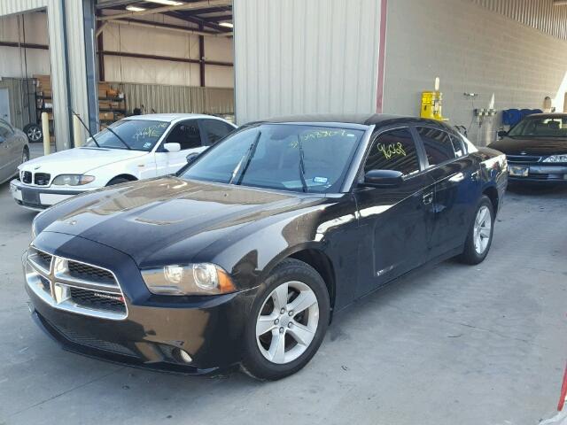 2C3CDXHG4DH716840 - 2013 DODGE CHARGER BLACK photo 2