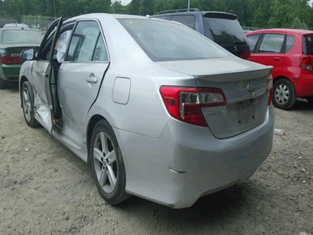 4T1BF1FK9CU583568 - 2012 TOYOTA CAMRY BASE SILVER photo 3