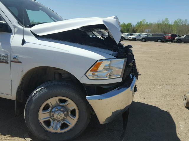 3C6UR5HL8FG668076 - 2015 RAM 2500 ST WHITE photo 9